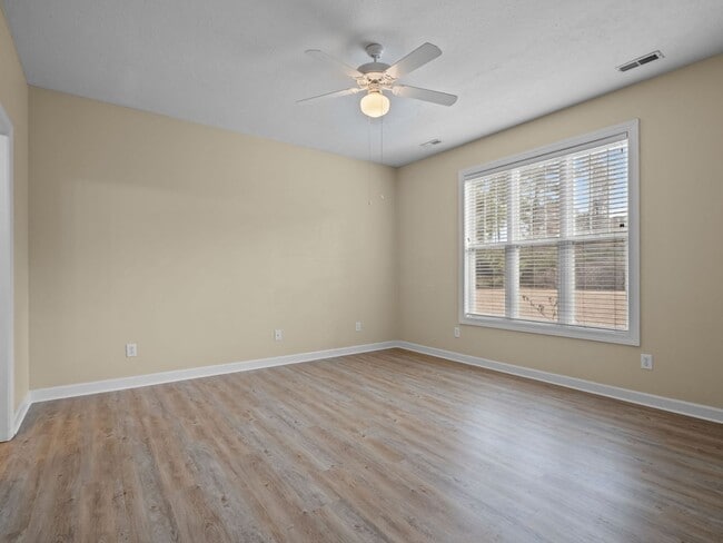 Building Photo - Efficient Brandywine home Available now