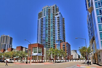 Building Photo - Stunning Southeast corner East Village 2-b...