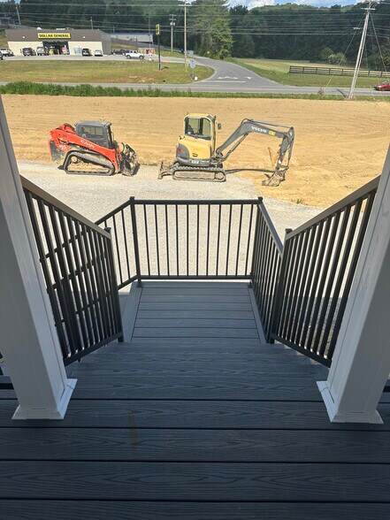 Building Photo - 1291 Barbourville Rd