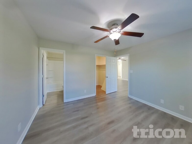 Building Photo - 504 Aurelia Lynn Dr