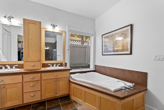 Building Photo - **Spacious 4-Bedroom Craftsman Home on Awb...