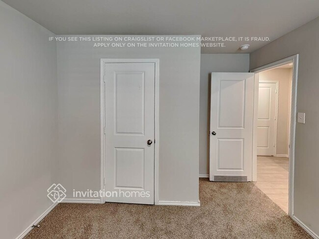 Building Photo - 7310 Adaja Riv