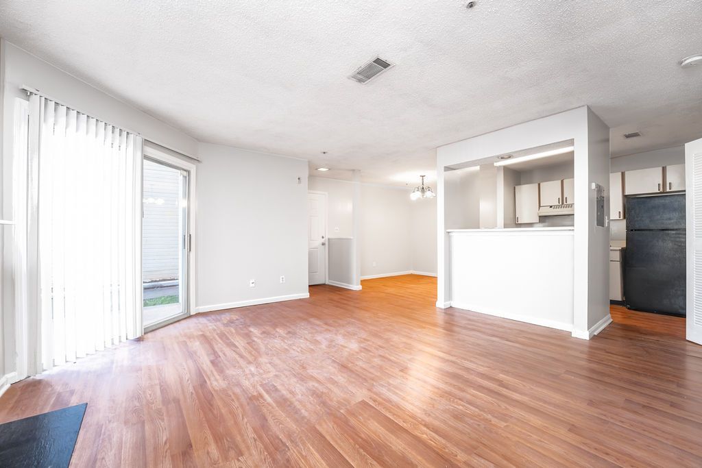 Building Photo - 414 Ridge Creek Dr