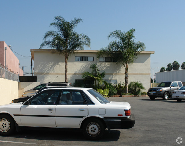 Building Photo - Jackson Street Apartments
