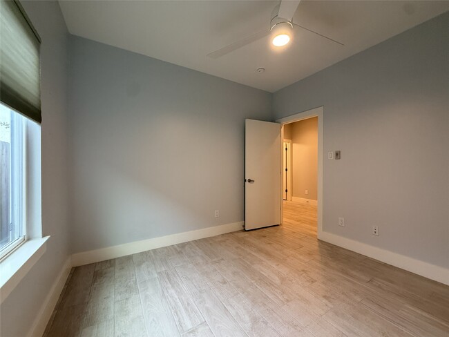 Building Photo - 4618 Nichols St