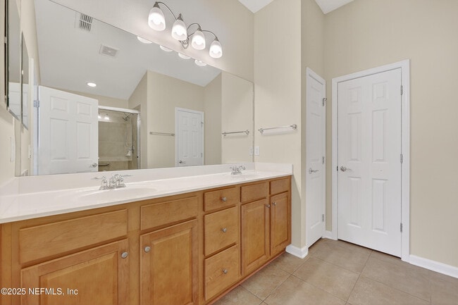 Building Photo - 8986 Tropical Bend Cir