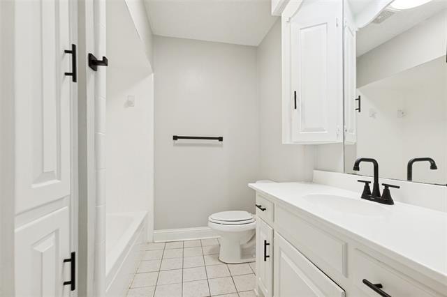 Building Photo - 14372 Haymeadow Cir