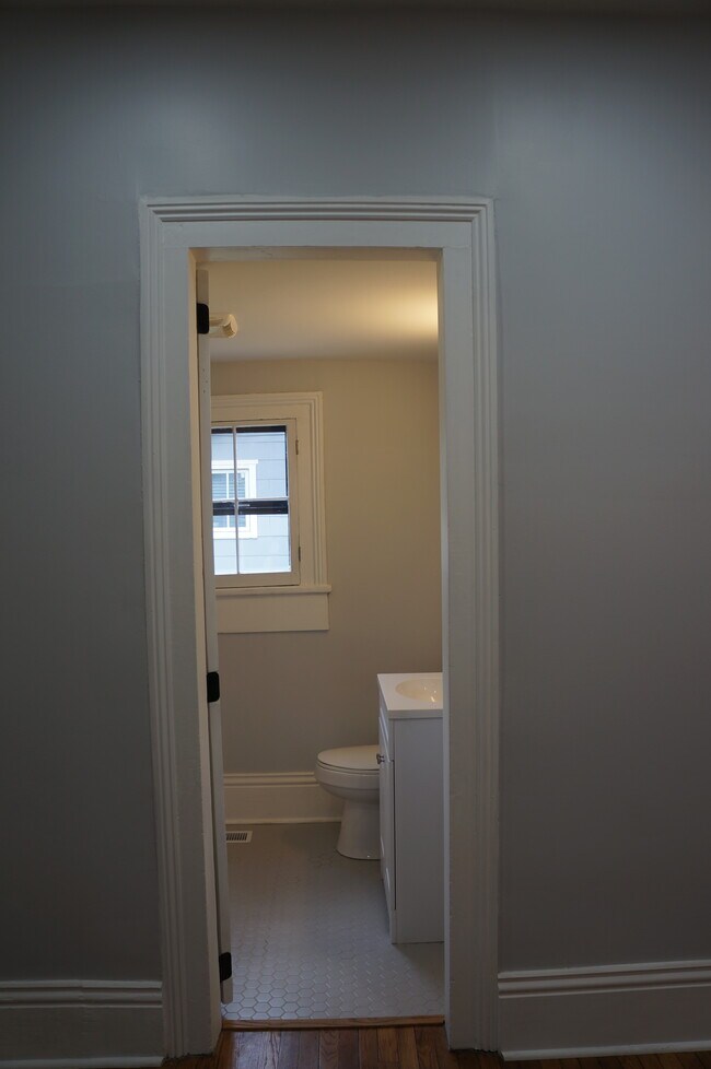 Building Photo - 712 Morgan St