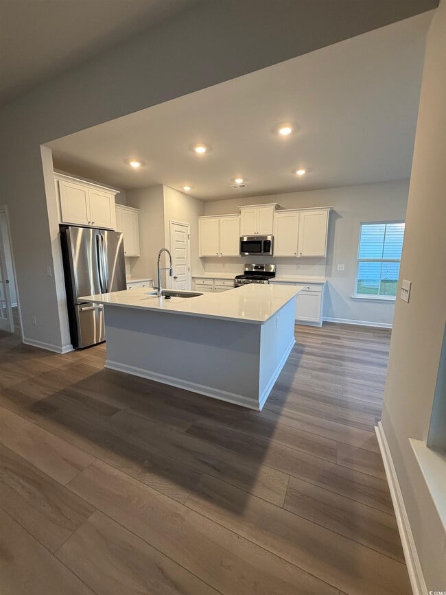 Building Photo - 699 Laconic Dr