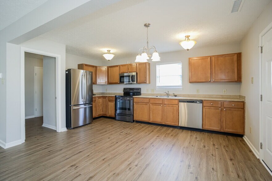 Building Photo - 1589 Matthew Allen Cir