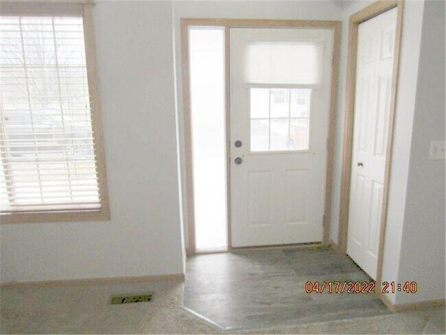 Building Photo - 12806 43rd St NE