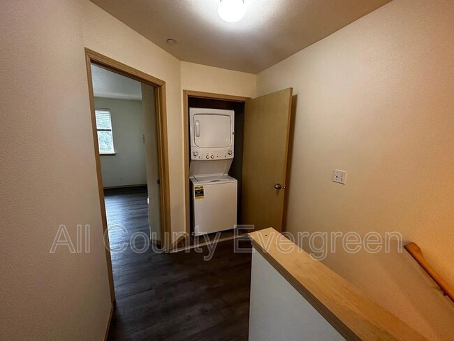 Building Photo - 3110 S 43rd St