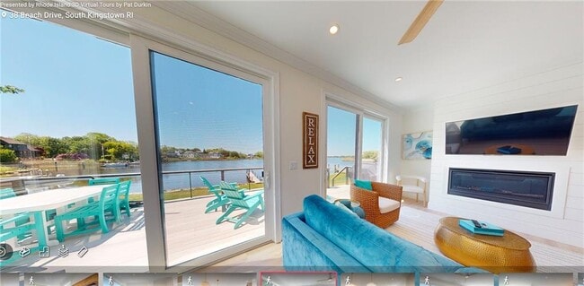 Building Photo - 38 Beach St