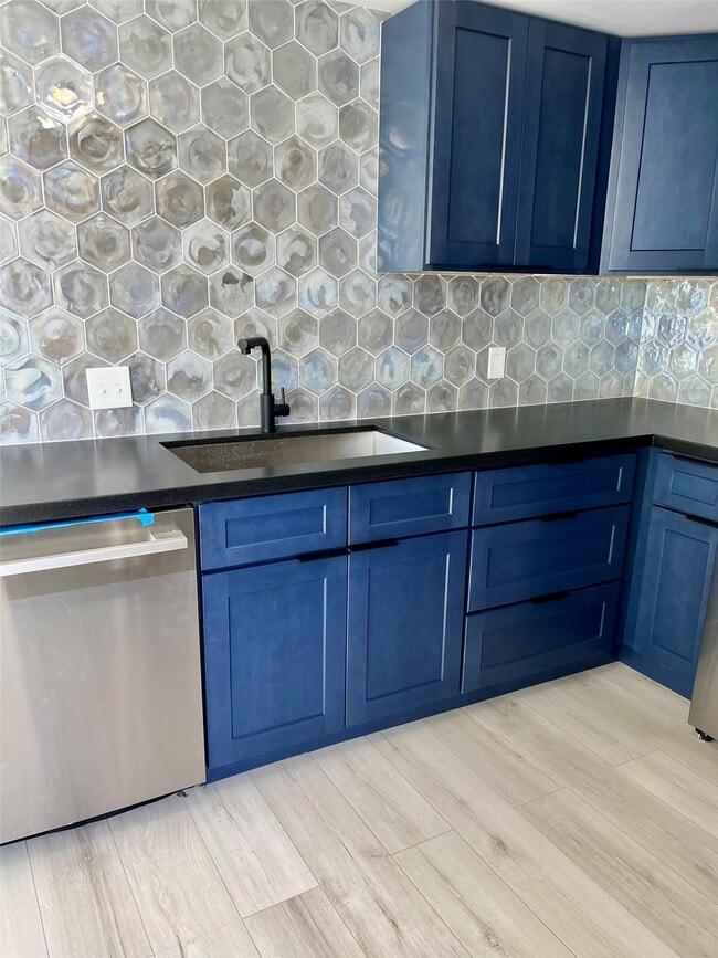 Building Photo - 7201 Helmers St