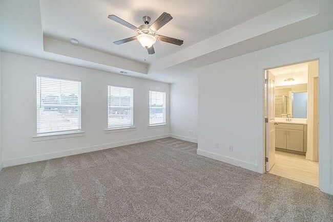 Building Photo - 56 Garrison Dr