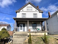 Building Photo - 1944 Maple Ave