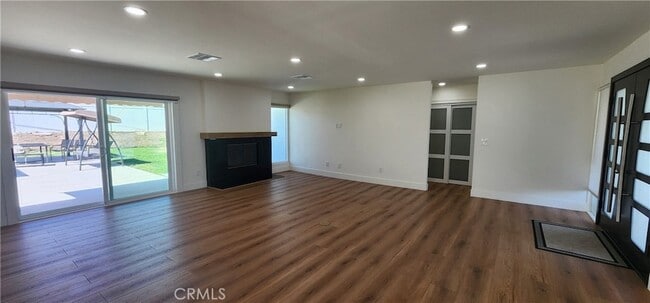 Building Photo - 15608 Cristalino St
