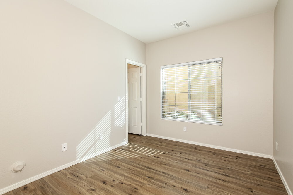 Building Photo - 17754 W Langer Ln