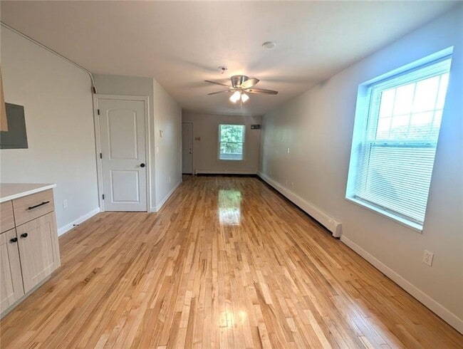 Building Photo - 444 Woodward Rd