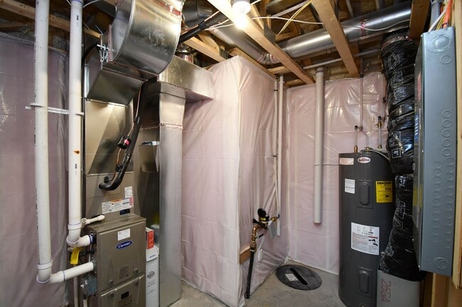 Building Photo - 3900 S Caballo Ct