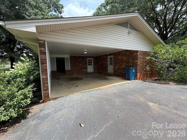 Building Photo - 1130 Turnersburg Hwy