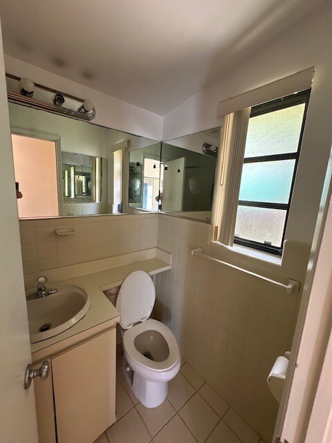 Building Photo - 2678 Key Largo Ln