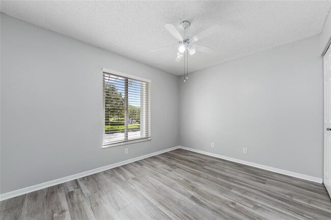 Building Photo - 2502 SE Anchorage Cove