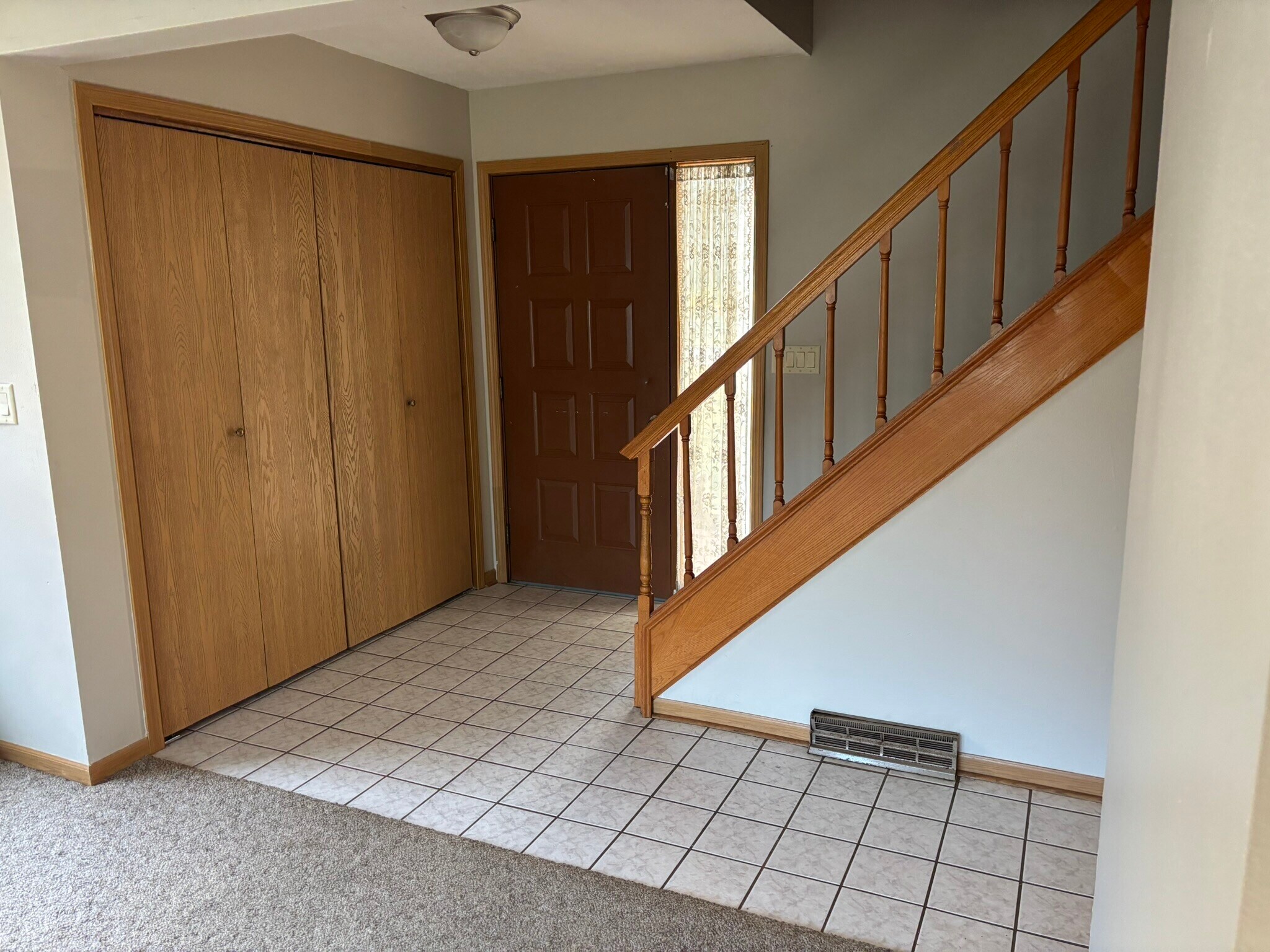 Building Photo - 6172 Brynwood Dr