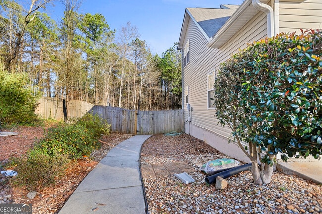 Building Photo - 204 Victoria Trace