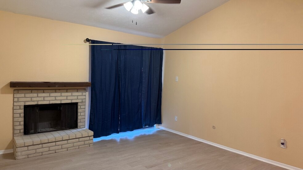 Building Photo - 5001 Lamonte Ln