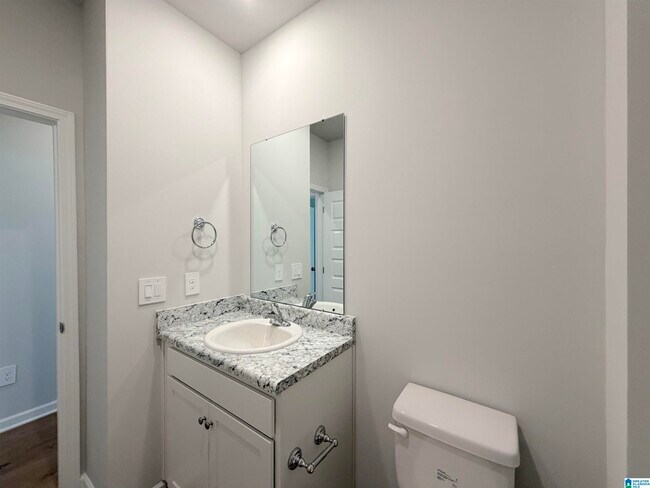 Building Photo - 302 Spanish Moss Ct