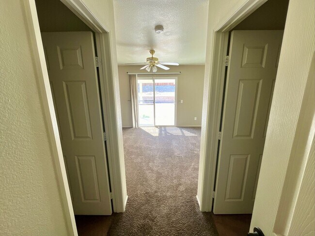 Building Photo - Wow must see 4 bedroom Plus 2 bath Home in...