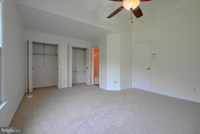 Building Photo - 3409 Howell Ct
