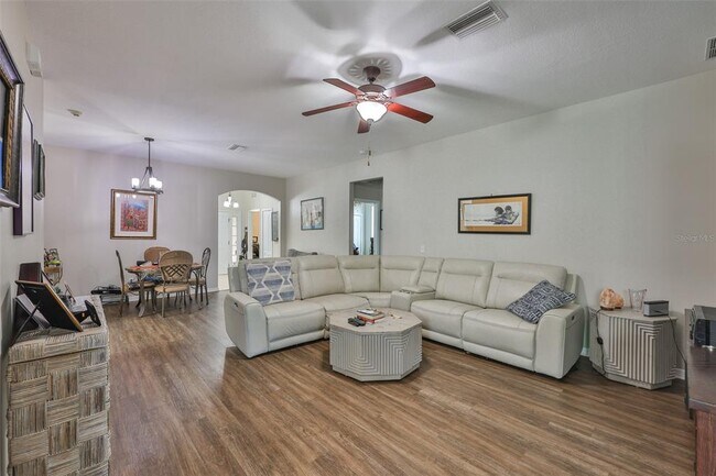 Building Photo - 1703 Bonita Bluff Ct