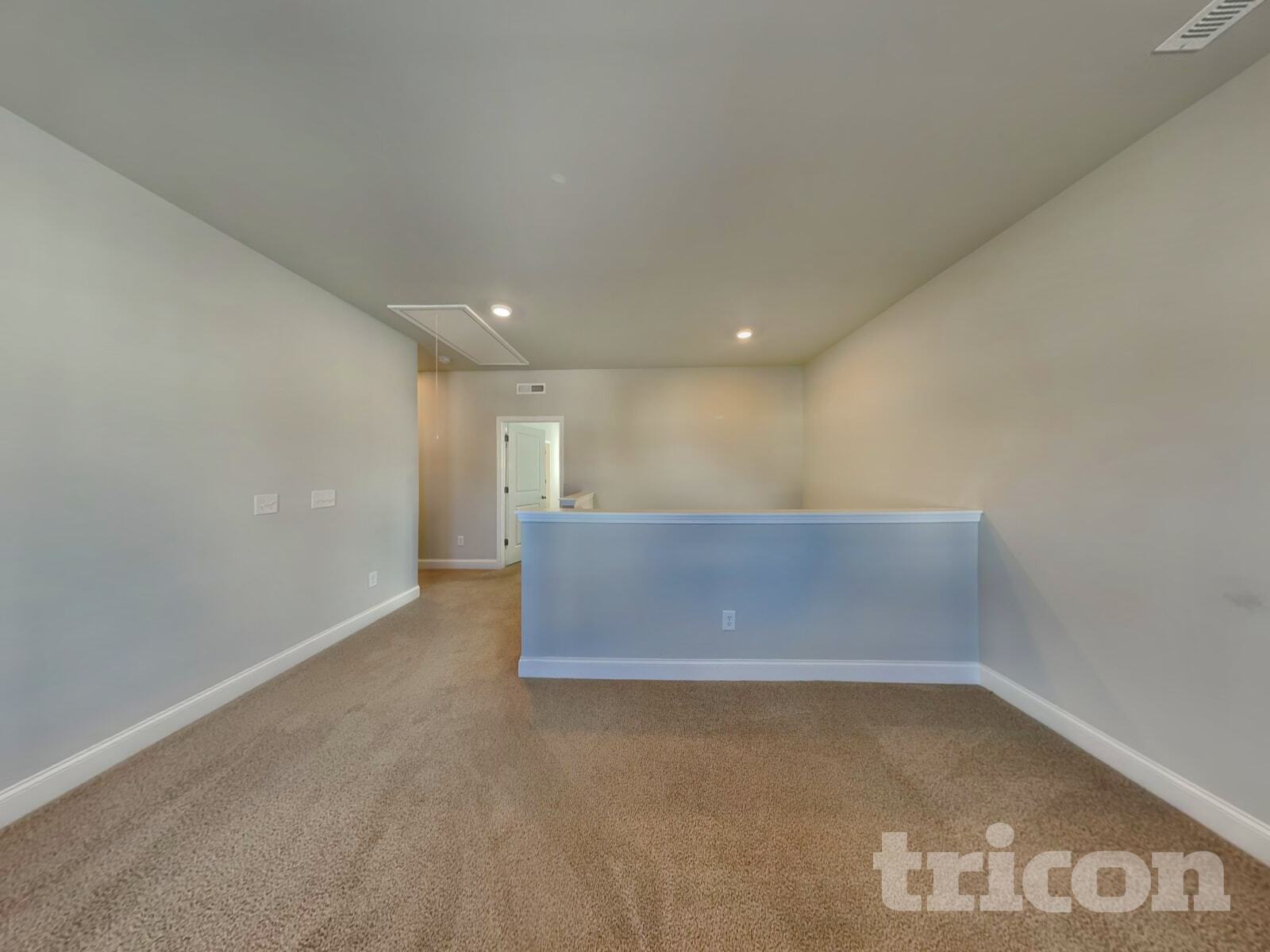 Building Photo - 165 Lynnridge Dr