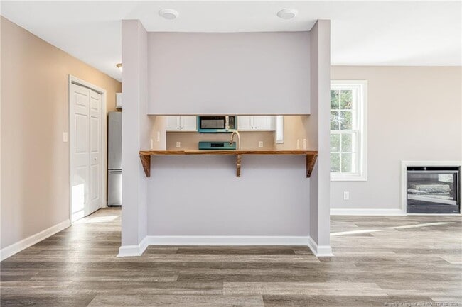 Building Photo - 264 Waterdown Dr