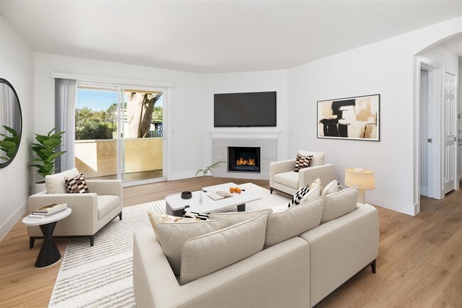 Building Photo - 9949 Erma Rd