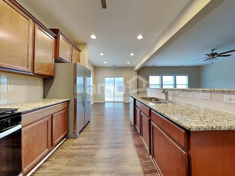 Building Photo - 1117 Arden Trace Ct