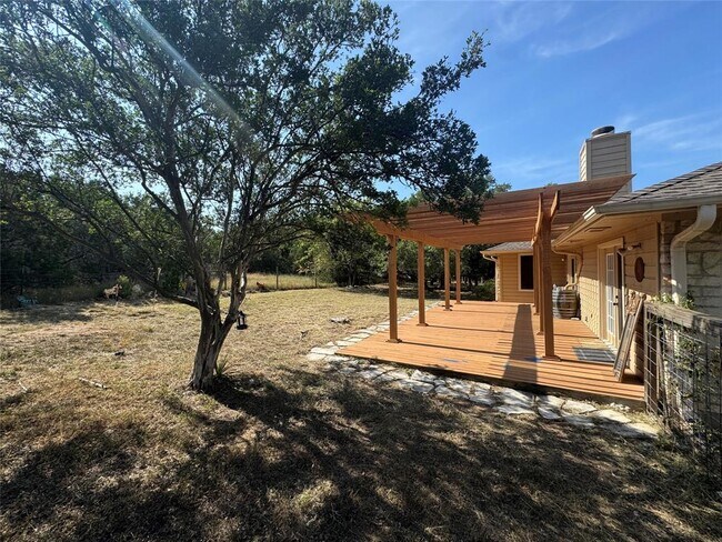 Building Photo - 1045 Hidden Hills Dr