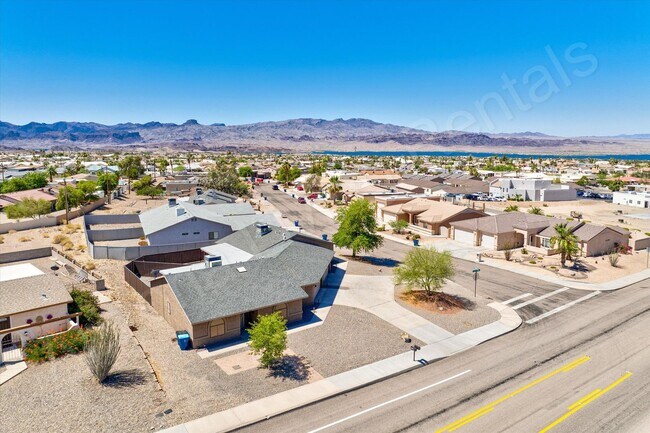 Building Photo - CHEM2926