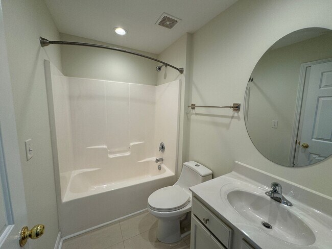 Building Photo - 3BR/3BA Townhouse in Ballantyne