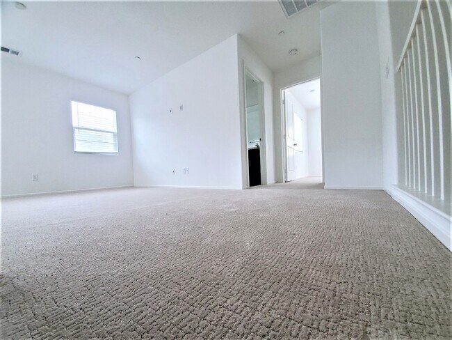 Building Photo - 3897 Boulder Dr