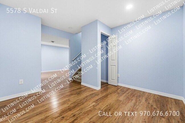 Building Photo - 5578 S Valdai St