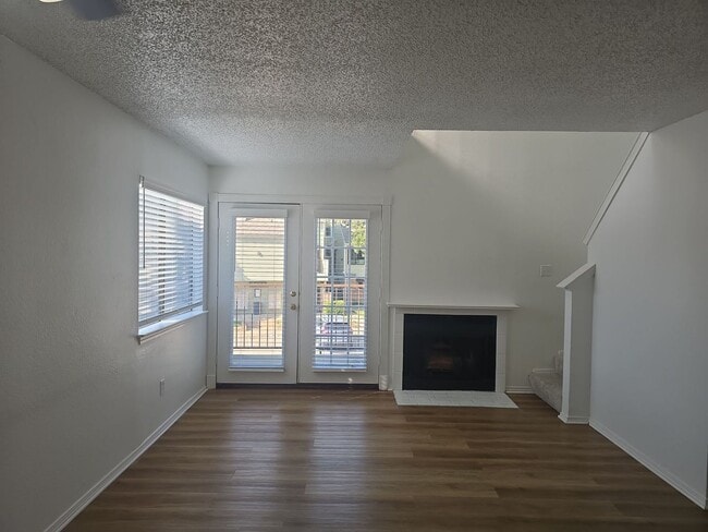 Building Photo - "Fort Worth Texas Homes for Rent"  Darling...