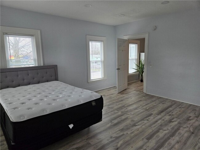 Building Photo - 2366 Spencerport Rd