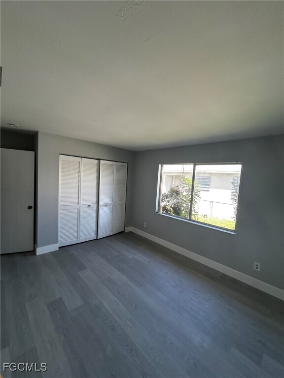 Building Photo - 2829 Santa Barbara Blvd