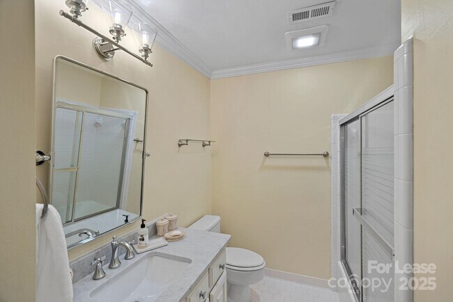 Building Photo - 16506 Morecambe Dr