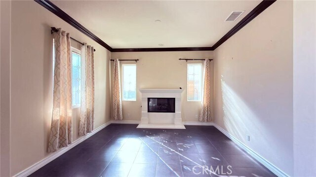 Building Photo - 8658 Edelweiss Dr