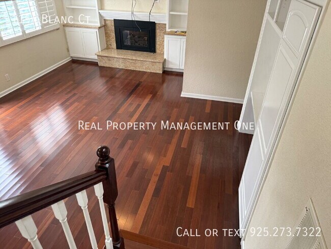 Building Photo - 1154 Blanc Ct