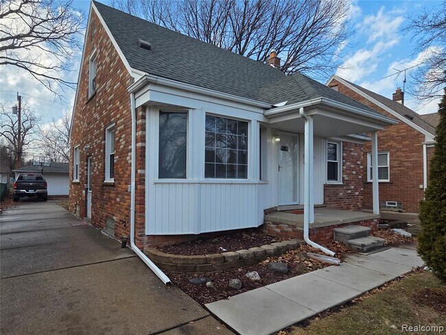 Building Photo - 1536 Hollywood St